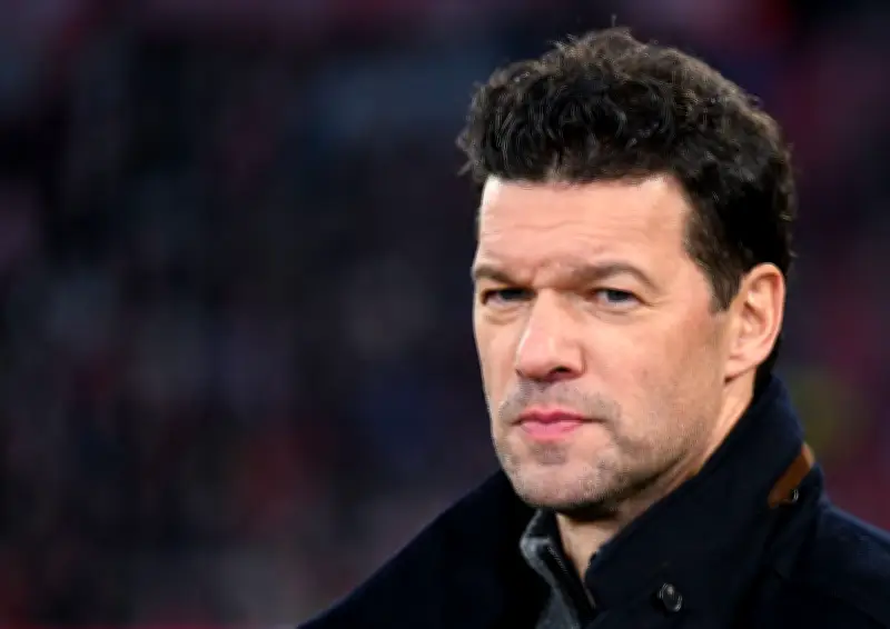 Ballack über Löw: "Hätte mir offenere Kommunikation gewünscht"