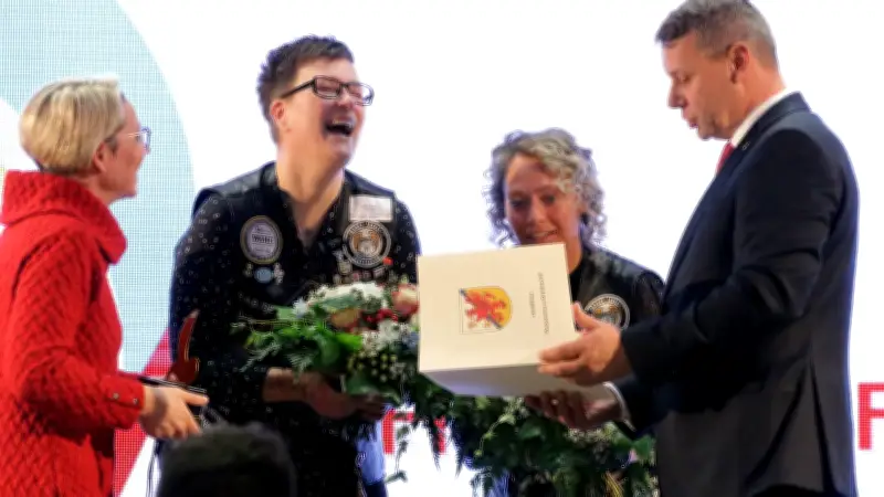 Barber Angels gewinnen Publikumspreis in Vorpommern mit kostenlosen Haarschnitten