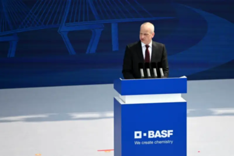 BASF eröffnet Milliarden-Werk in China: Historische Investition trotz Marktherausforderungen