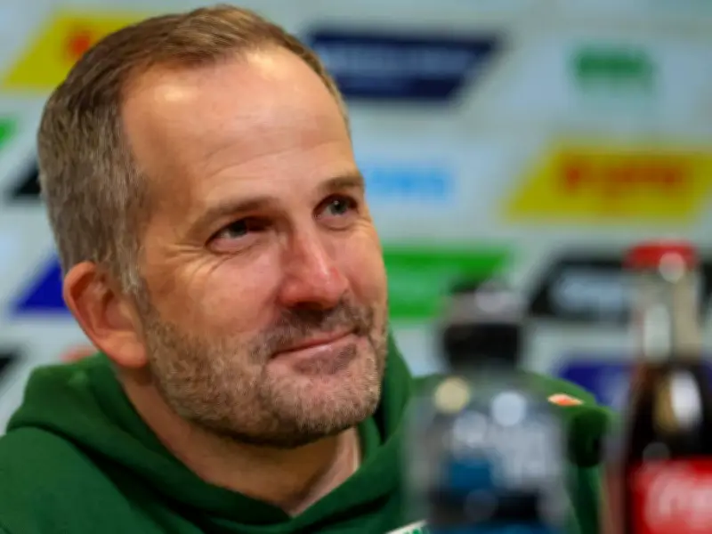 Baum vor VfB-Duell: Augsburgs Trainer setzt auf Handwerks-Mentalität