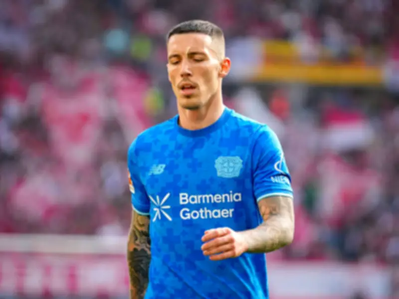 Bayer Leverkusen: Grimaldo verpasst Bayern-Spiel nach Gelber Karte - Kritik am Schiedsrichter