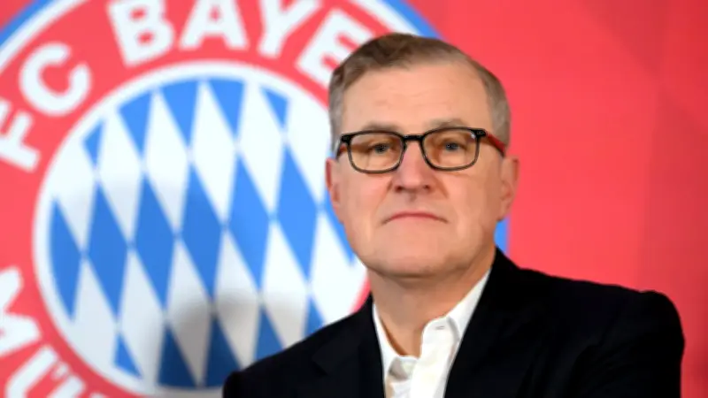 Bayern-Boss Dreesen verteidigt TV-Experten Matthäus und Hamann überraschend