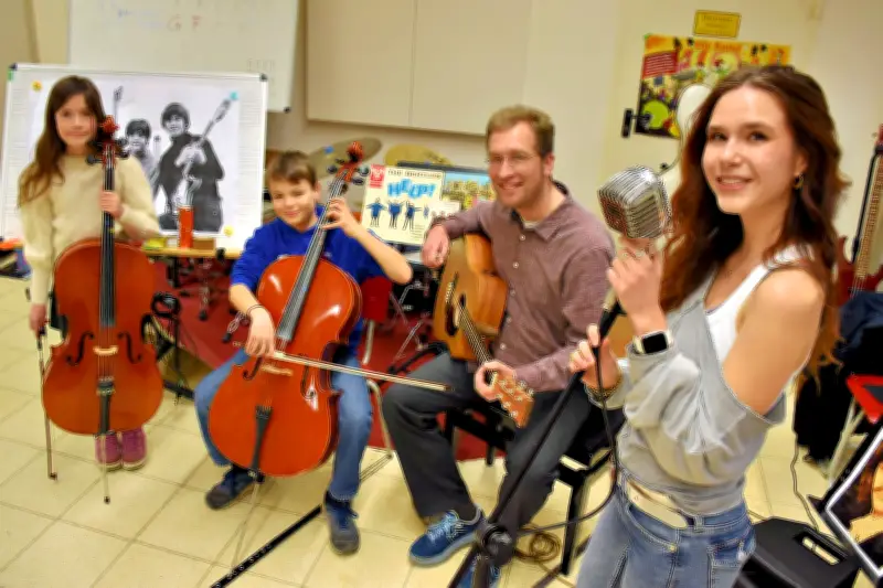 Beatles-Projektwoche in Zeitz: Musikschule bringt Liverpool nach Sachsen-Anhalt