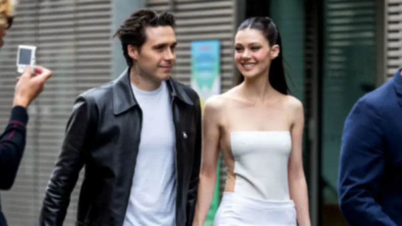 Beckham-Sohn Brooklyn plant Enthüllungs-Doku nach Harry-und-Meghan-Vorbild