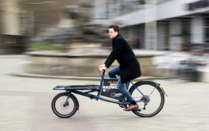 Berlin-Dresden-Radroute erhält erste Wegweiser für Touristen