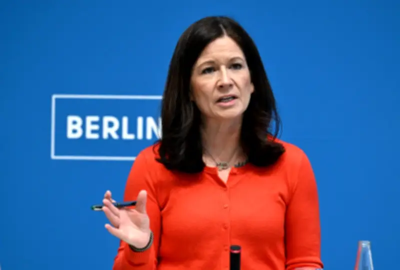 Berlin schließt Verbeamtung von Lehrkräften nahezu ab – 12.000 Beamte bereits ernannt