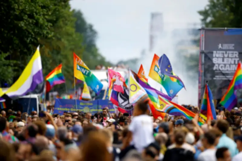 Berlin startet umfassende Landesstrategie für mehr Sicherheit queerer Menschen
