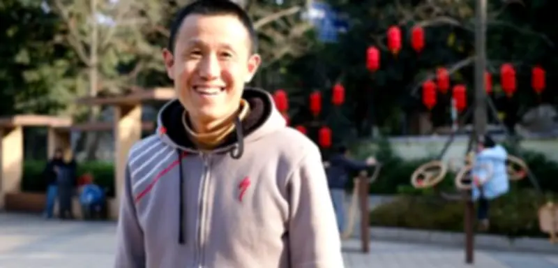 Bestseller enthüllt brutale Arbeitsbedingungen: Vom Paketboten zum gefeierten Autor