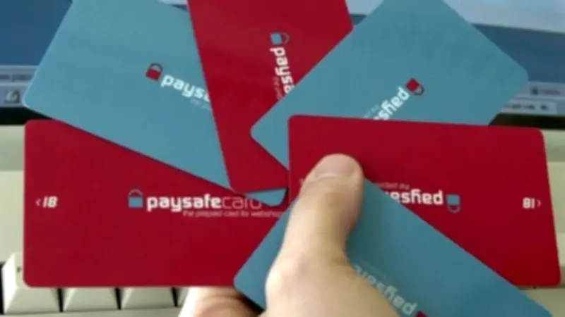 Betrüger locken Rentnerin mit 40.000 Euro – aufmerksame Tankstellenmitarbeiterin vereitelt Trick