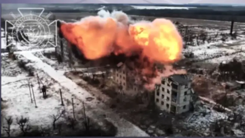 BILD-Reporter an der Front: Ständiger Beschuss durch russische Truppen in der Ukraine