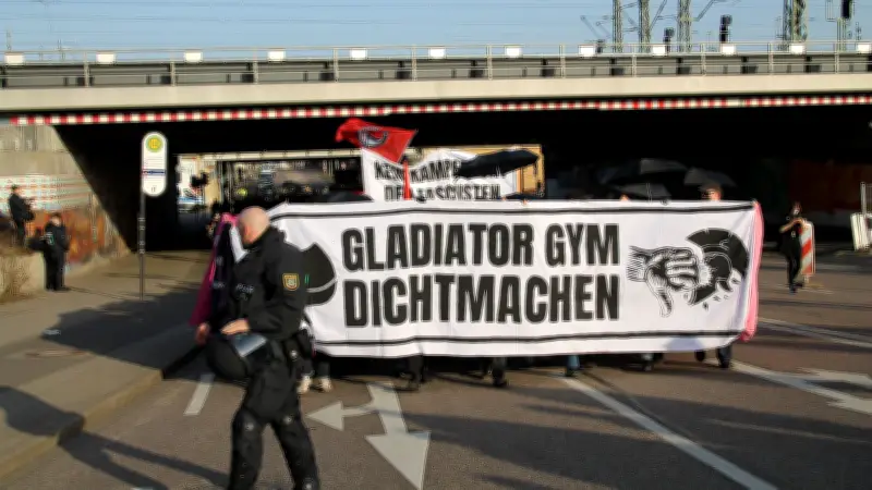 Bildungswochen gegen Rassismus: Debatte um Rechtsextremismus in Halles Kampfsportszene