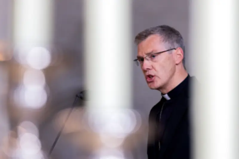 Bischof Wilmer in Münster: Versprechen gegen Missbrauch in der katholischen Kirche