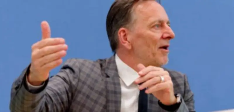 BKA-Chef Münch fordert schärfere Konsequenzen für Social-Media-Betreiber bei Jugendschutz