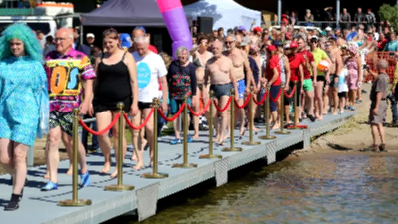 Blaueierschwimmen 2026 in Prenzlau: Traditioneller Frühlingsspaß im Unteruckersee
