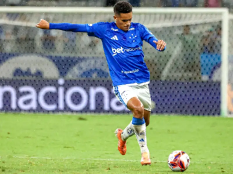 Borussia Dortmund holt brasilianisches Abwehrtalent Kaua Prates: Ein Juwel für die Zukunft