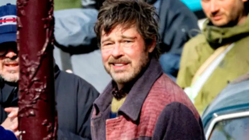 Brad Pitt in Amsterdam: Hollywood-Star dreht als zerknitterter Zausel für neues Drama