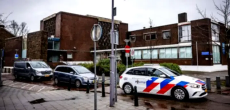 Brandanschlag auf Synagoge in Rotterdam: Vier Festnahmen nach Feuer - Politik und Gemeinde alarmiert