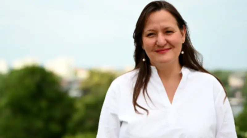 Brandenburger Linke löscht KI-generierten Sexismus-Post gegen SPD-Ministerin