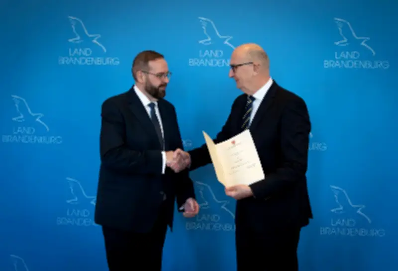 Brandenburgs Bildungsminister: Vom faulen Schüler zum Reformator mit Lehrer-Lob