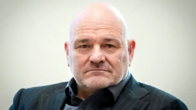 Brandenburgs Finanzminister Robert Crumbach kehrt nach BSW-Austritt zurück in die SPD