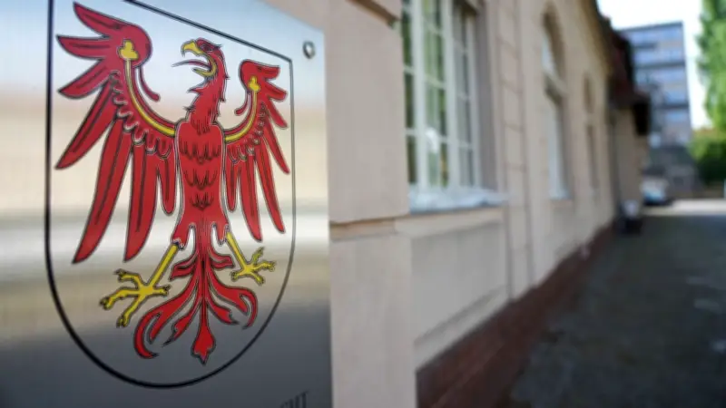 Brandenburgs Fraktionsgesetz vor dem Aus? Experten sehen Verfassungsverstoß