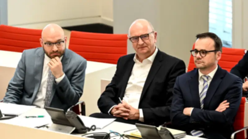 Brandenburgs Personalentscheidungen: Doppelte Staatssekretäre für Innen- und Sozialministerium