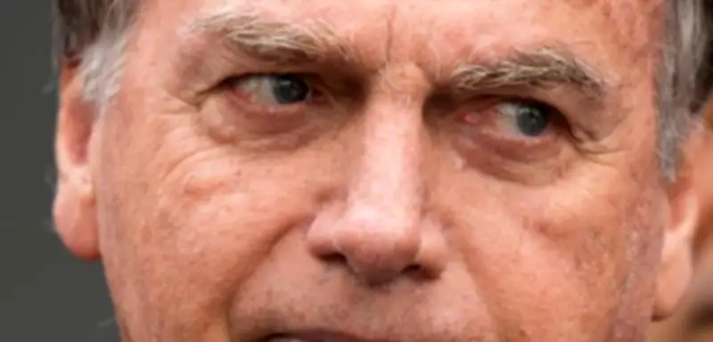 Brasiliens Ex-Präsident Bolsonaro mit Lungenentzündung auf Intensivstation