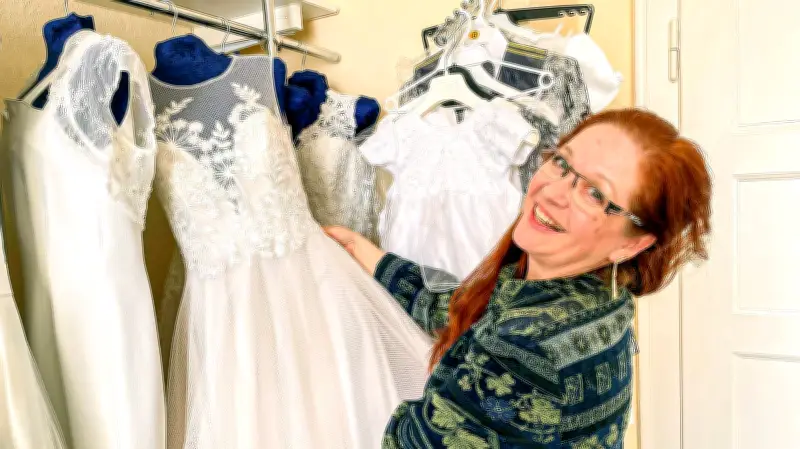 Brautmoden-Expertin warnt: Billigkleider aus dem Netz oft „schlechter als Faschingskostüm“