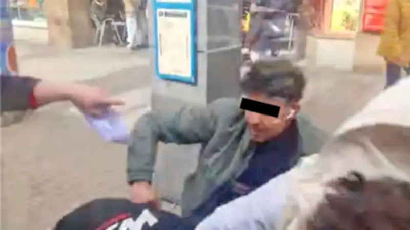 Brutale Attacke auf Kontrolleure in Pforzheim: Ein Verdächtiger in U-Haft, Komplize flüchtig