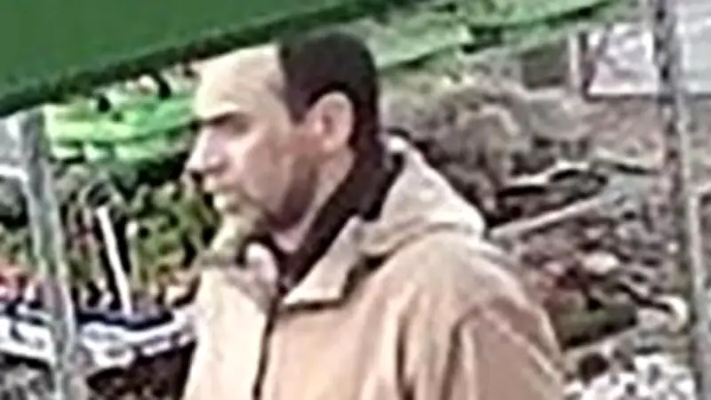 Brutaler Überfall in Hamburg: Räuber reißt 86-Jähriger Seniorin Ohrringe von den Ohren