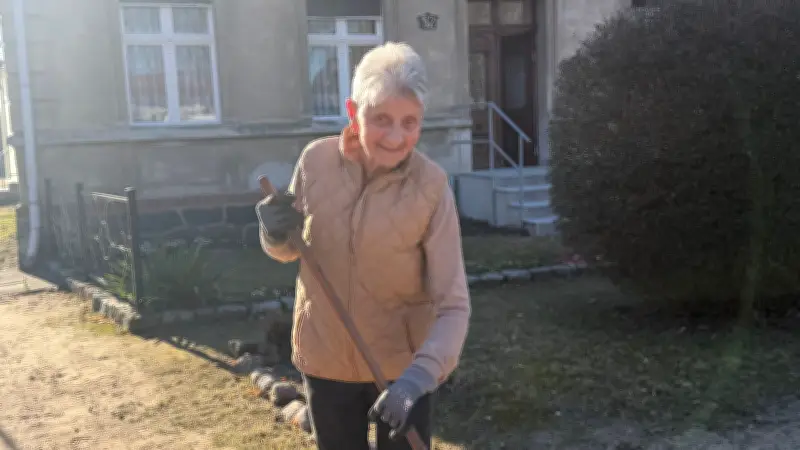 Buchholz an der Müritz: Dorfleben erwacht neu - Von Indianertänzen bis Mitmach-Haus