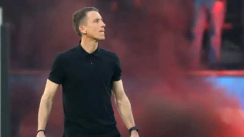 Bundesliga-Klub steht vor Trainer-Entlassung: Entscheidung heute erwartet