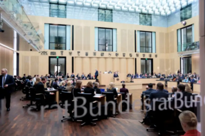 Bundesrat beschließt schärfere Regeln gegen kriminelle Autovermieter in Berlin