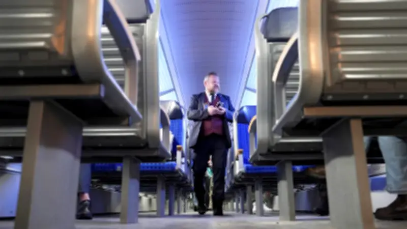 Bundesregierung enthüllt erschreckende Zahlen: Tausende Attacken auf Bahn-Mitarbeiter