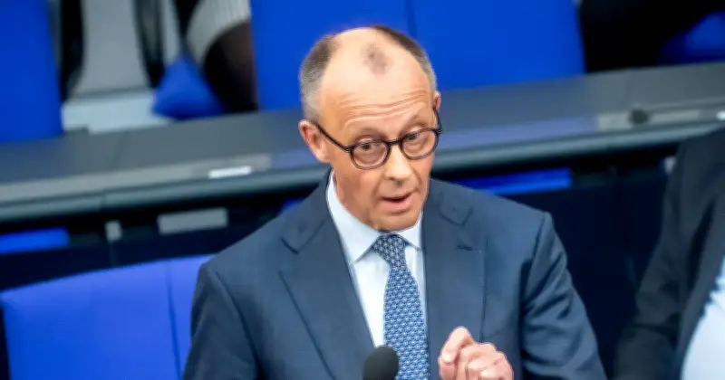 Bundestagsdebatte eskaliert: Merz und Grüne im Streit über Gewalt gegen Frauen im Netz