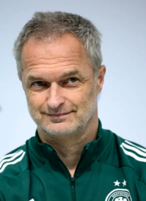 Bundestrainer Wück fordert schnelle Entscheidung zur Zukunft der Frauen-Bundesliga