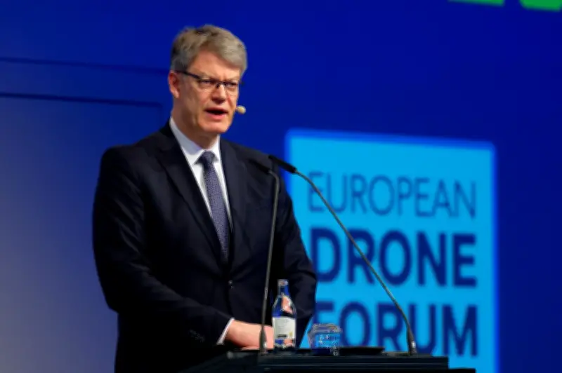 Bundesverkehrsminister Schnieder plant U-Space-Gesetz für Drohnenverkehr in Deutschland