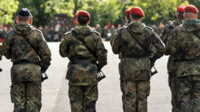 Bundeswehr-Jahresbericht 2025: Deutlicher Anstieg bei sexuellem Fehlverhalten und Rechtsextremismus