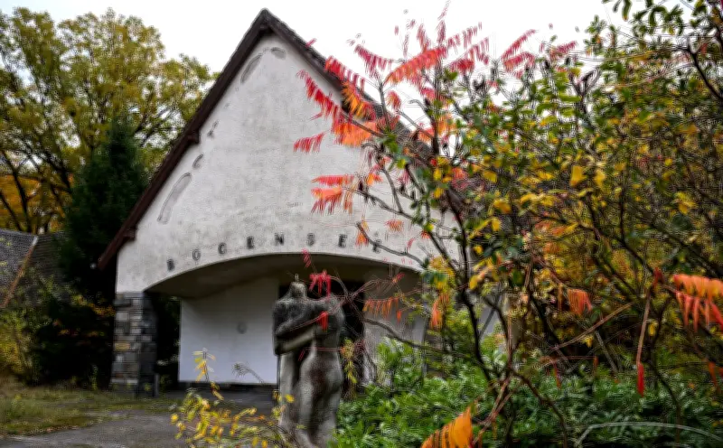 Bundeswehr prüft Areal mit Goebbels-Villa nach Brand in Wandlitz