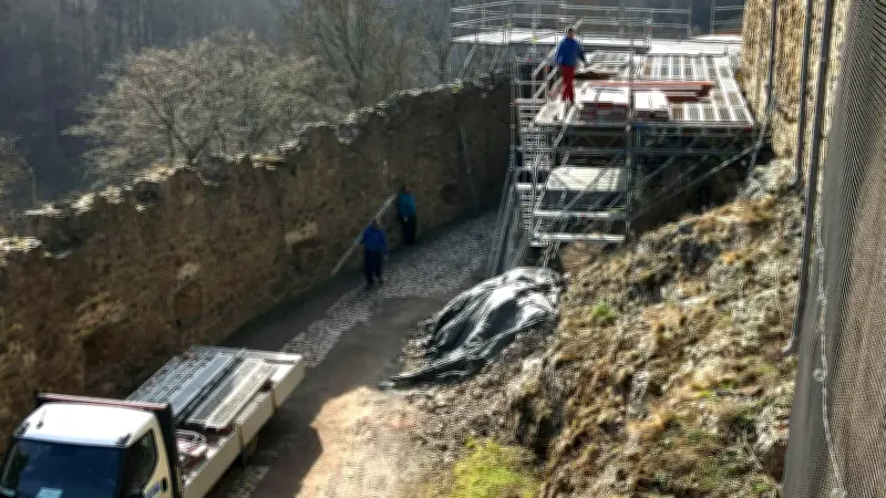 Burg Falkenstein im Harz öffnet wieder: Sanierungsarbeiten dauern an