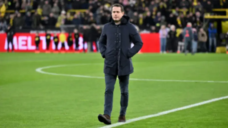 BVB-Führung unter Druck: Lars Ricken weicht Medien aus, interne Zweifel wachsen