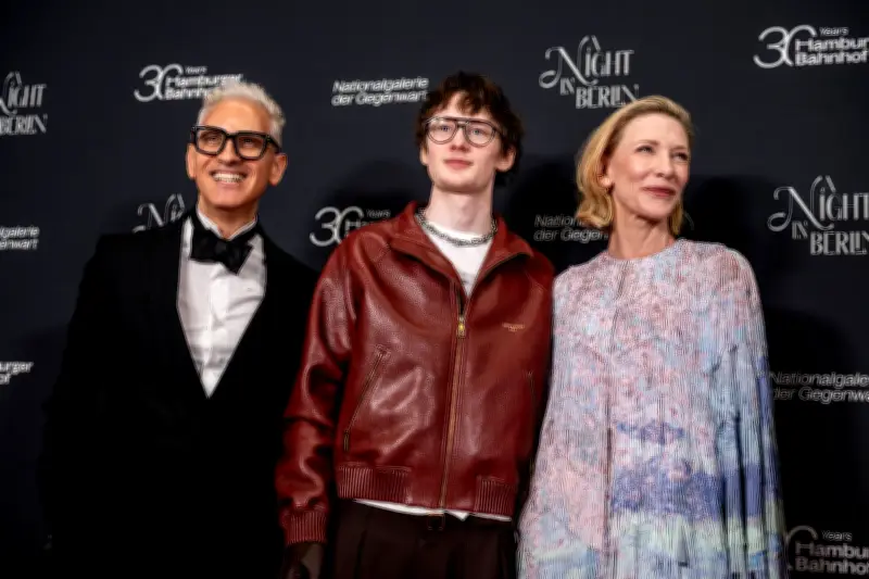Cate Blanchett verteidigt unbequeme Kunst bei Berliner Museumsgala