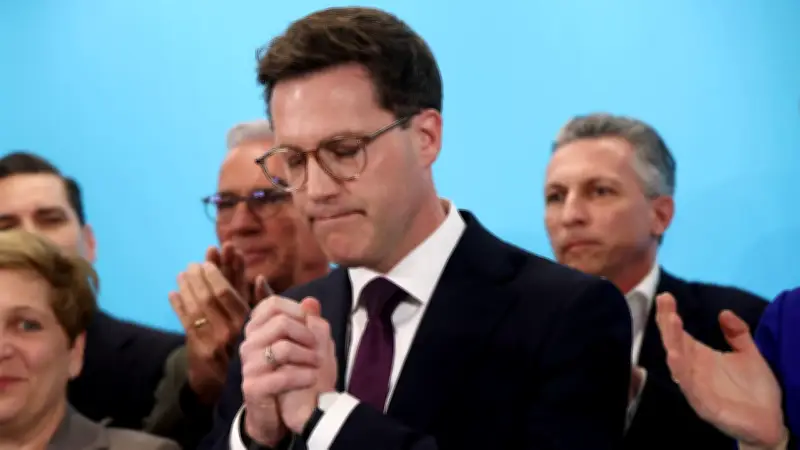 CDU-Kandidat Manuel Hagel gibt sich kämpferisch: „Es kann ein langer Abend werden!“