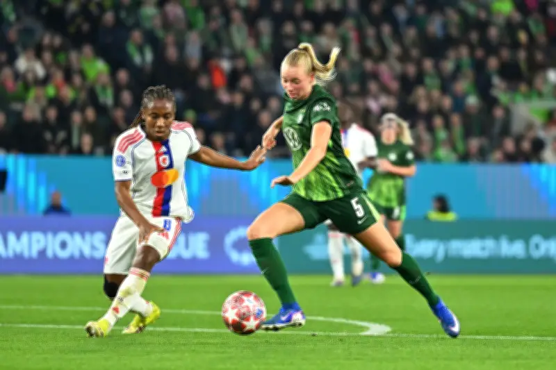 Champions League: Wolfsburgs Fußballerinnen bezwingen Lyon im Viertelfinal-Hinspiel