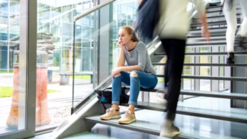 Chinesische Studie enthüllt: Optimale Balance zwischen Bewegung und Sitzen senkt Sterblichkeit