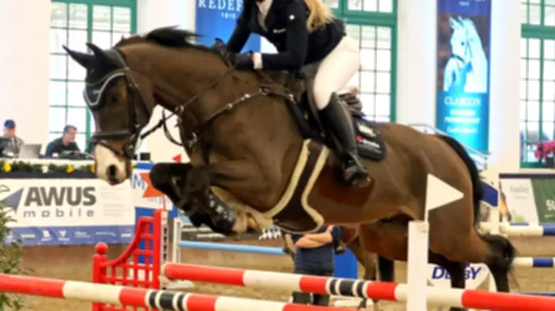 Christin Wascher setzt Marke und holt Hallentitel bei Springreit-Landesmeisterschaften in Redefin