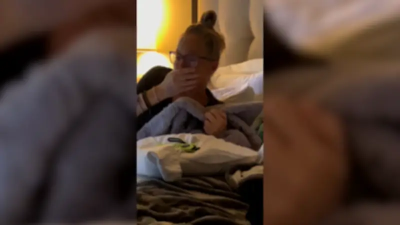 Christina Applegate: Tränen der Freude über Bestseller-Erfolg trotz MS-Kampf