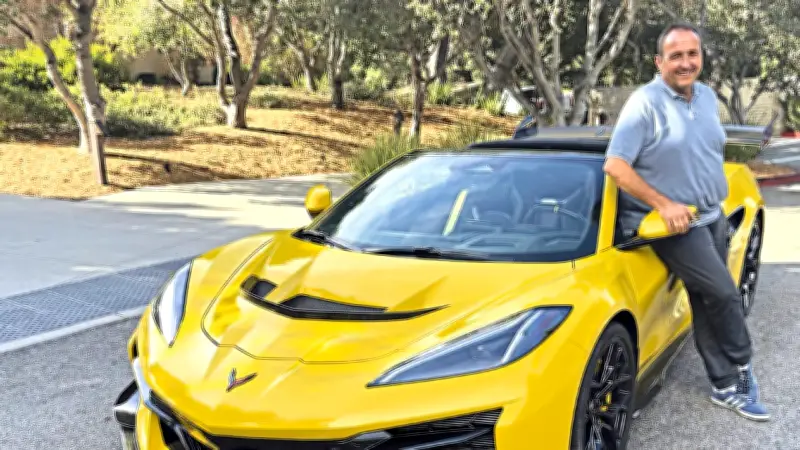 Corvette ZR1: Der amerikanische Hypercar-Herausforderer im Fahrbericht