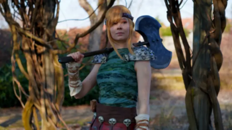 Cosplay-Kunst aus Halle: 100 Stunden Handarbeit für perfekte Verwandlung