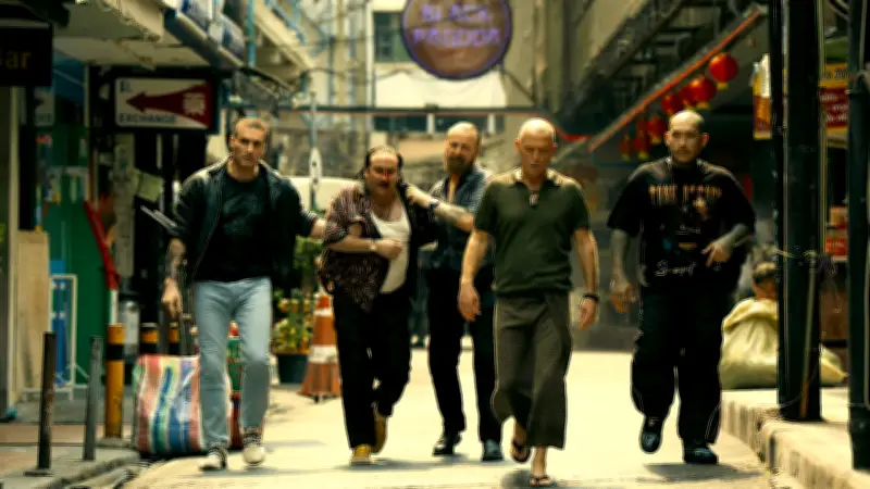 Crooks Staffel 2: Die Jagd geht weiter – größer und explosiver als je zuvor